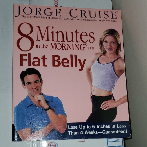 8 Minutes in the Morning to a Flat Belly Book - Picture 1 of 3